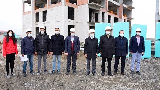 Yeşilyurt'ta Yaşam Dolu Sosyal Konut Yükseliyor