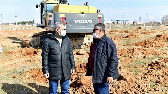 Yeşilyurt Belediyesi, Gündüzbey Ve Fatih Mahallelerine 'Kiraz Ve Vişne Bahçesi' Kuruyor