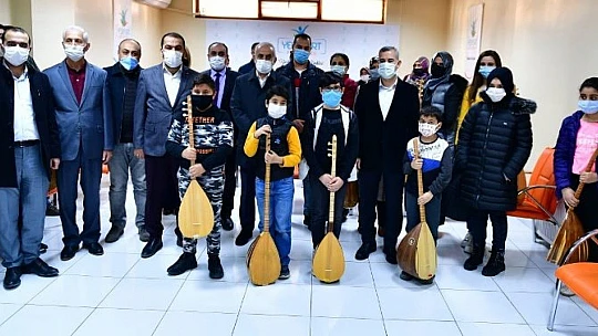 Başkan Çınar, Yeşilyurt Kent Konseyinin Kültür Ve Sanat Kursları 