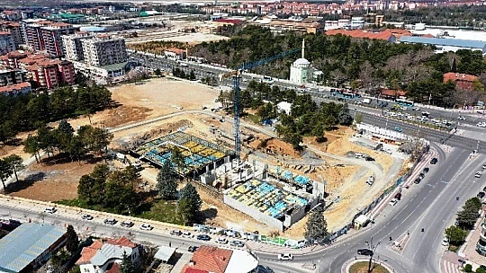 Yeşilyurt Belediyesi Yeni Hizmet Binası İnşaatı Hızla Yükseliyor