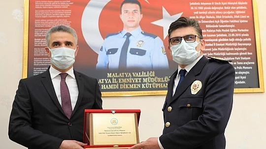 Şehit Hamdi Dikmen'in İsmi Kütüphane'de Yaşatılacak