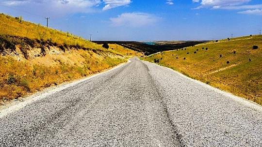 Dedeköy Mahallesinde Asfalt Çalışmaları Devam Ediyor