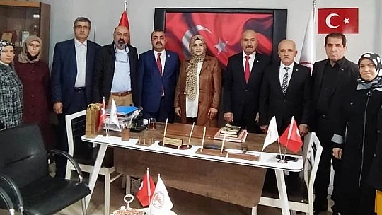MHP Yeşilyurt İlçe Başkanlığı'ndan Vatanseverler Derneği'ne Ziyaret