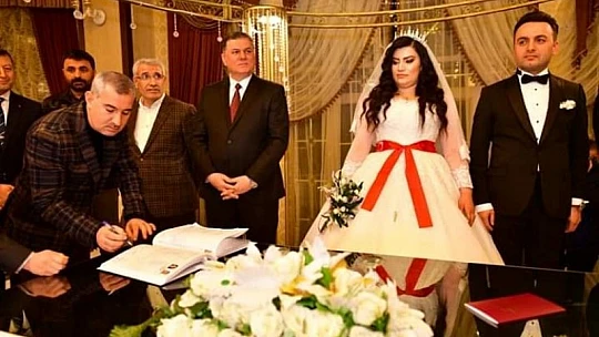 Maskar ve Akbulut Ailesinin Mutlu Günü