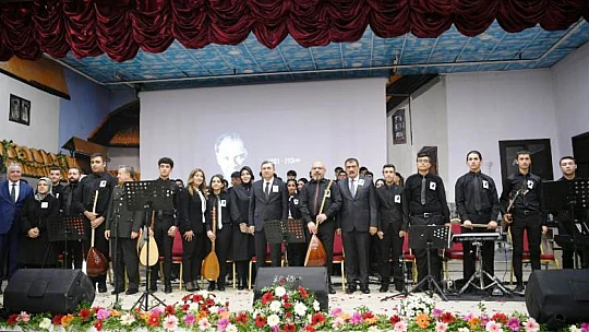 Gazi Mustafa Kemal Atatürk 84. Ölüm Yıl Dönümünde Cumhuriyet Meydanı'nda Anıldı