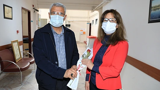 Başkan Güder'den Sağlıkçılara Tıp Bayramı Ziyareti