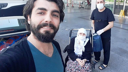 Malatya'da Anne ve Oğlu Koronavirüsünü Birlikte Yendi