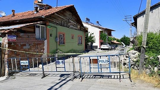 Zor Günlerimizi Paylaşarak Atlatacağız