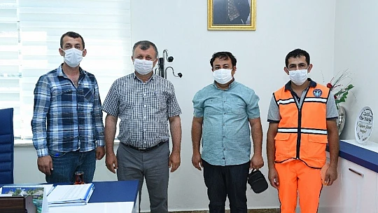Battalgazi Belediyesi Temizlik Görevlisinden Örnek Davranış