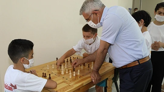 Başkan Güder, Sosyal Yaşam Merkezi Evimiz Kadar Güvenli