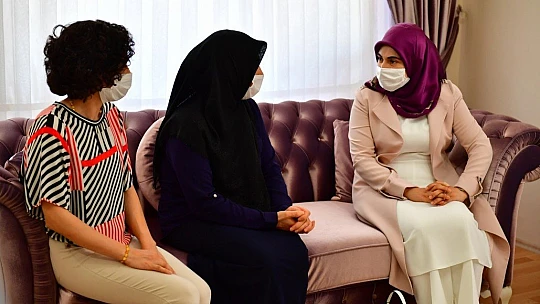 Başkan Çınar'dan Şehit Ailelerine Bayram Ziyareti