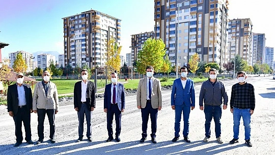 Başkan Çınar Çalışıyor, Yeşilyurt İlçesi Güzelleşiyor