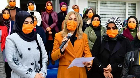 Başkan Çınar, Kadına Şiddet İnsanlığa İhanettir