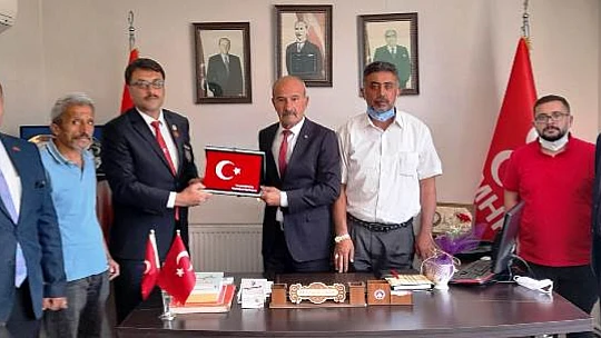 Başkan Gözükara, Başkan Kayanın Çalışmalarını Takdir Ediyoruz