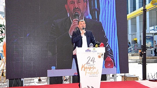 24. Malatya Kültür Sanat Ve Kayısı Festivali Başladı