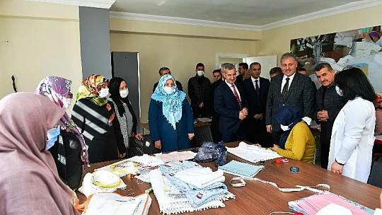 Milletvekili Çakır, Yeşilyurt Mesleki Eğitim Ve Yaşam Merkezini İnceledi