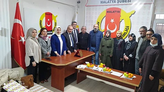 Başkan Alpaslan, 10 Ocak Gazeteciler Gününüzü Kutluyorum