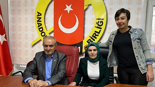 Türkiye İttifak Partisi Akçadağ İlçe Başkanı Mercan Cengiz'den Anadolu Basın Birliğine Ziyaret