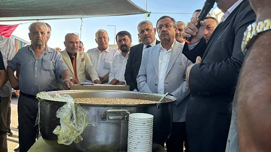 Akçadağder'in Aşure Etkinliğine Yoğun Katılım