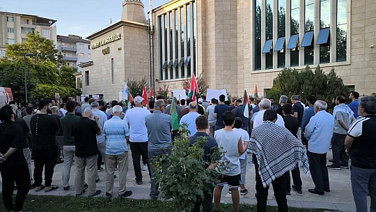 'Açlıktan Ölen Gazze'ye Karşı Bu Sessizlik İhanettir!'