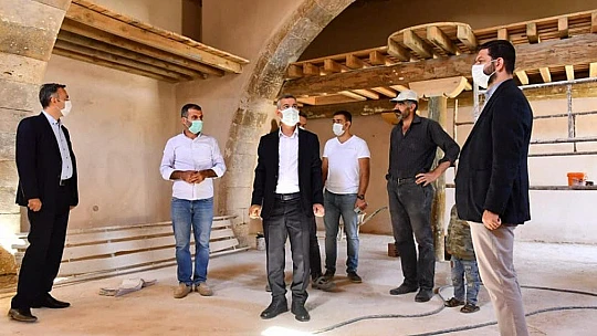 Yeşilyurt Belediyesi, Aşağıköy'deki 350 Yıllık Tarihi Camiyi Restore Etti