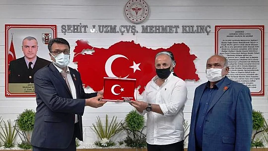 Başkan Gözükara, Bizler Şehitlerimizi Unutmamalıyız