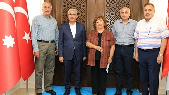 Eski Bakan Akşit'ten Başkan Güder'e Hizmet Ve Yatırım Teşekkürü