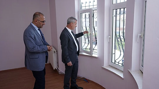 Başkan Çınar, Yetim Koordinasyon Merkezini İnceledi