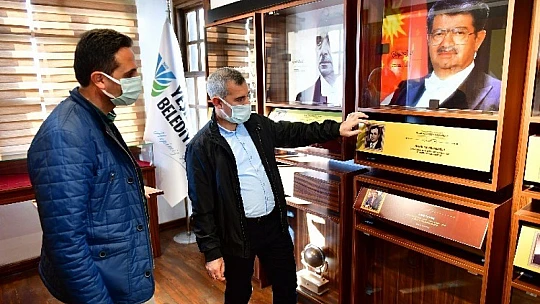 Başkan Çınar, İl Milli Eğitim Müdürü Kanbay'ı Tarihi Konaklarda Ağırladı