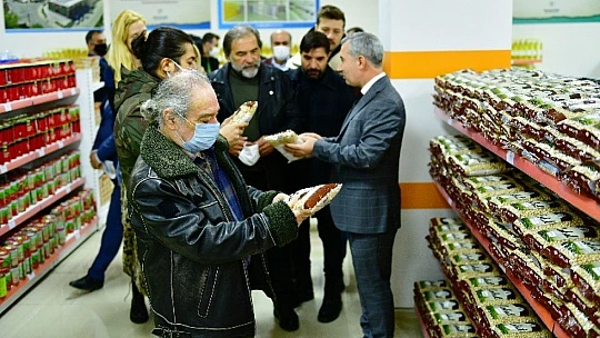 Çınar, Gırift Dizi Ekibini Emanet Çarşısı-Doğal Ürünler Pazarında Ağırladı 