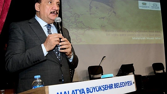 Gürkan: Niyazı Mısri'nin Eserlerinde İnsan Sevgisi, Birlik ve Beraberlik Vardır