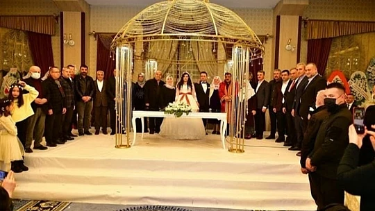 Maskar ve Akbulut Ailesinin Mutlu Günü