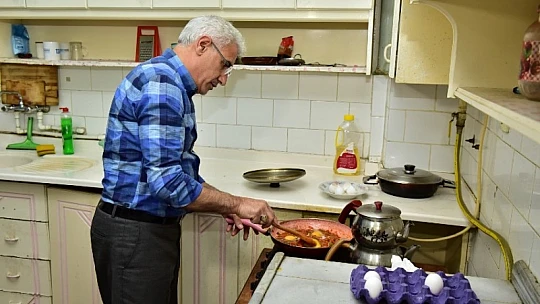 Başkan Güder, Uluslararası Öğrencilerle Sahur Yaptı