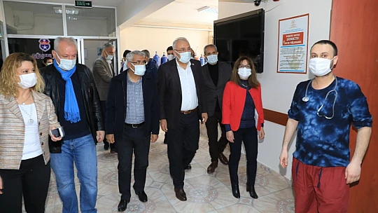 Başkan Güder'den Sağlıkçılara Tıp Bayramı Ziyareti