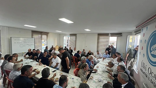 Ülkü Ocakları Malatya İl Başkanlığından Aşure Etkinliği