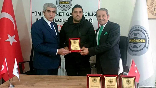 TİNGADER Başarılı Gazetecileri Ödüllendirdi