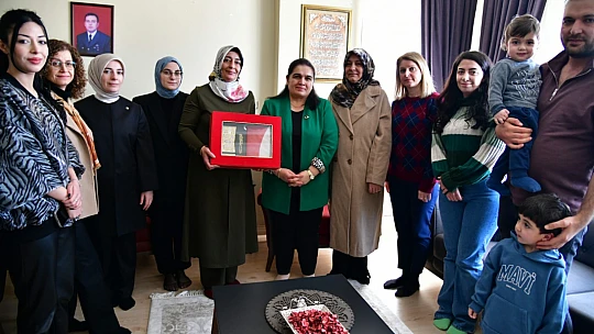 Selda Yavuz, Yeşilyurt İlçesinde Şehit Ailelerini Ziyaret Etti