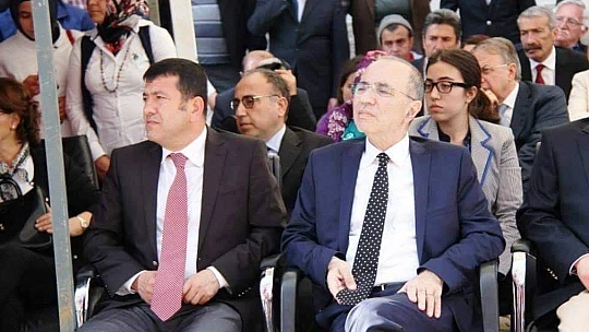 Ağbaba, Aslanoğlu'nun Vefatı Nedeniyle Bir Mesaj Yayınladı