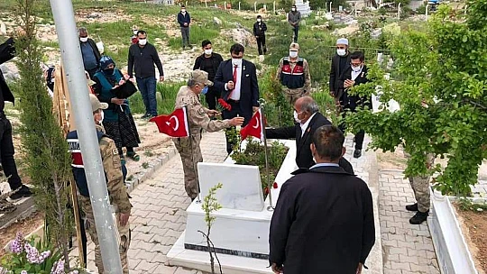 Başkan Gözükara, Şehit Mehmet Kılınç'ı Unutmadı