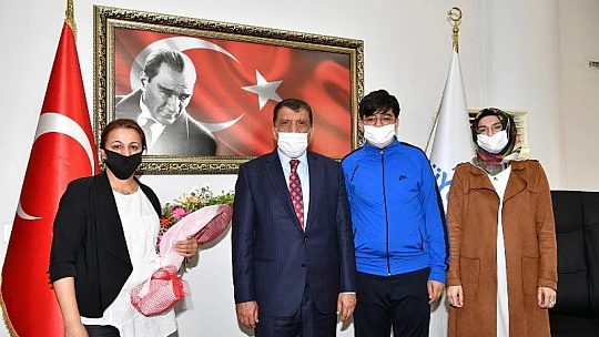 Başkan Gürkan, Anneler Gününü Kutluyorum