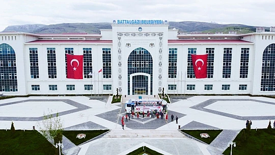 Battalgazi Belediyesi'nden Çocuklara Özel 23 Nisan Kutlaması