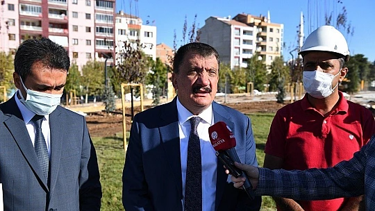 Millet Bahçesi 15 Kasım'a Kadar Tamamlanarak Hizmete Girecek