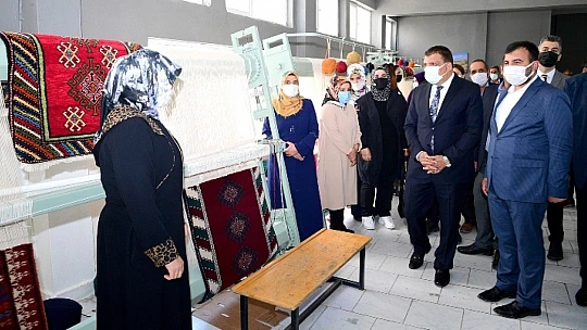 Başkan Gürkan'dan Girişimci Kadın Kooperatifine Ziyaret