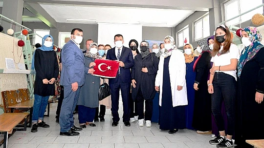 Başkan Gürkan'dan Girişimci Kadın Kooperatifine Ziyaret