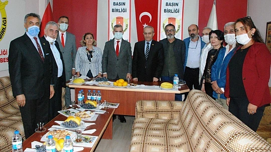 Başkan Çınar'dan Anadolu Basın Birliği Malatya Şubesi'ne Ziyaret