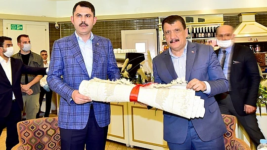 Çevre ve Şehircilik Bakanı Kurum, Malatya'yı Ziyaret  Etti