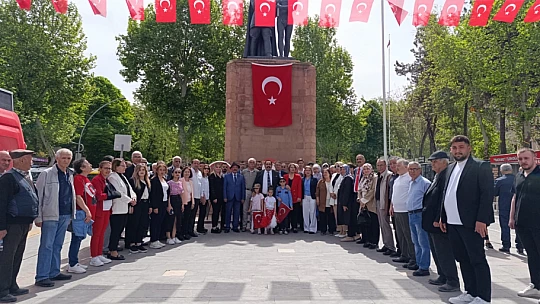 CHP Malatya 23 Nisan'ı kutladı