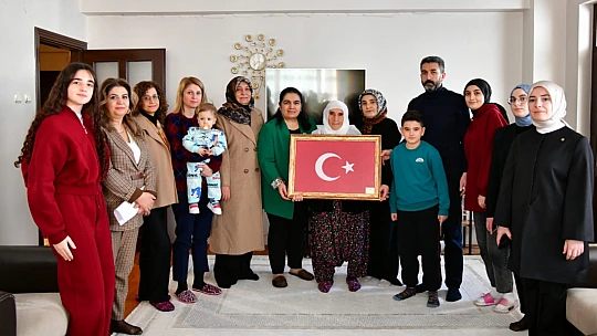 Selda Yavuz, Yeşilyurt İlçesinde Şehit Ailelerini Ziyaret Etti