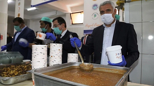 İftar ve Sahur Yemeği Evlere Götürülecek