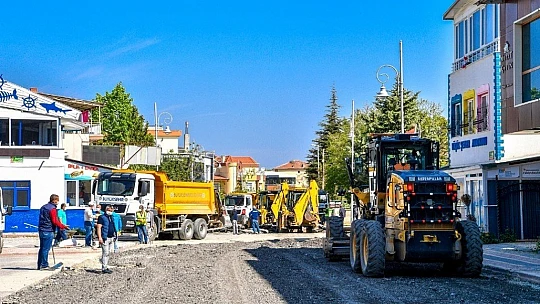 Gülümser Caddesinde Asfalt Çalışmaları Başladı